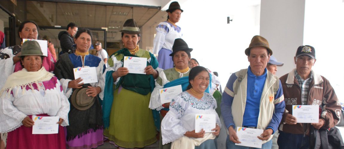 Municipio de Ibarra entregó certificados en manipulación de alimentos