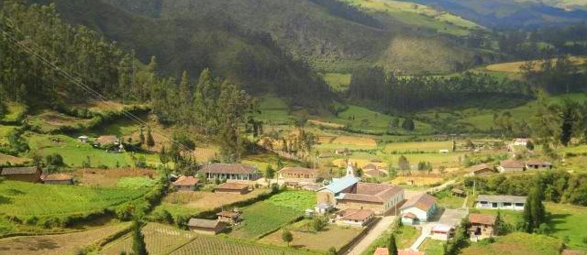 Municipio impulsa la legalización de las tierras en el cantón Ibarra