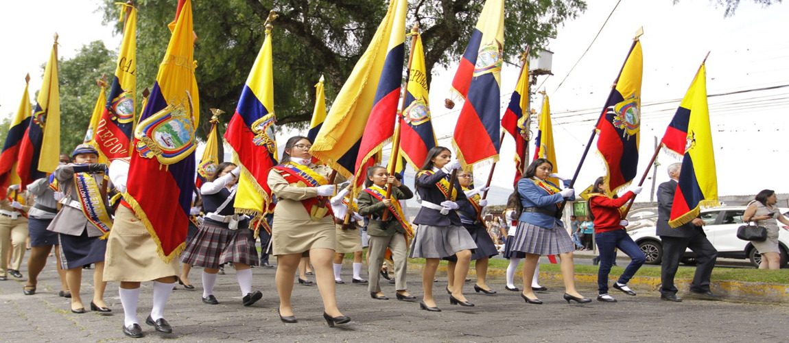 Ibarreños disfrutaron con el Desfile Cívico Institucional los 413 años de Fundación de la ciudad