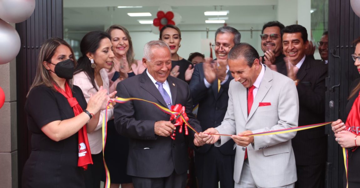 SE INAUGURA EL NUEVO EDIFICIO DEL REGISTRO DE LA PROPIEDAD DE IBARRA