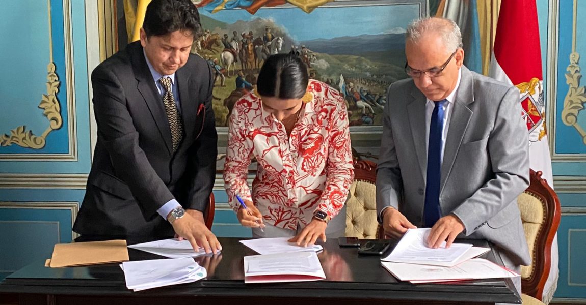 MUNICIPIO Y EL ISTTE FIRMAN CONVENIO PARA QUE ESTUDIANTES REALICEN PRÁCTICAS PREPROFESIONALES