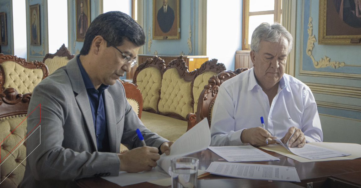 FIRMA DEL CONVENIO MARCO ENTRE EL MUNICIPIO DE IBARRA Y PREFECTURA DE IMBABURA