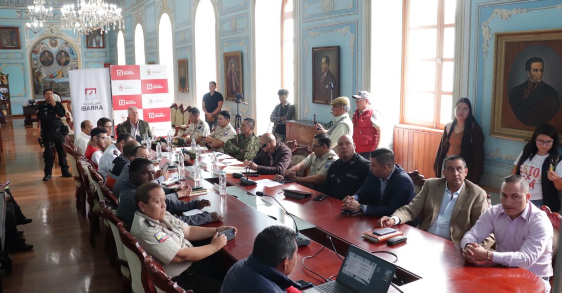 ALCALDE DE IBARRA INSTALÓ EL CONSEJO CANTONAL DE SEGURIDAD CIUDADANA