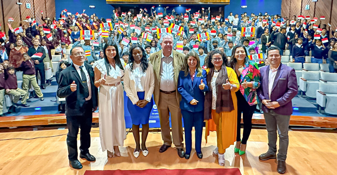 ALCALDÍA DE IBARRA Y COORDINACIÓN ZONAL 1 DE EDUCACIÓN TRABAJAN EN BENEFICIO DE INSTITUCIONES EDUCATIVAS DEL CANTÓN