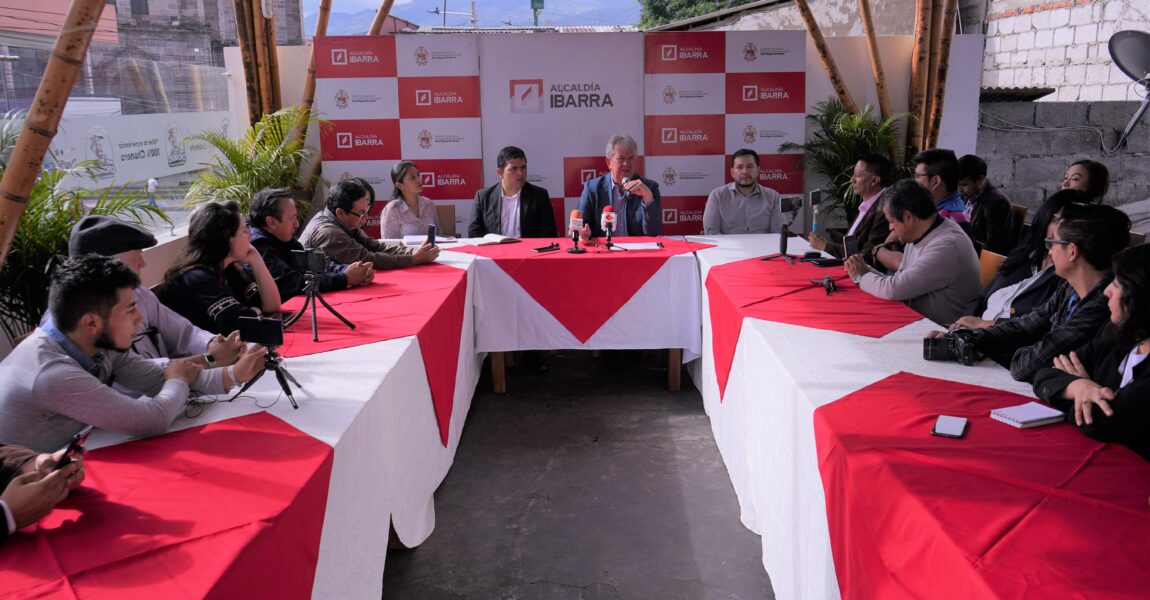 “UN CAFÉ CON EL ALCALDE” EL ESPACIO QUE REUNIÓ A LA PRIMERA AUTORIDAD DEL CANTÓN CON PERIODISTAS