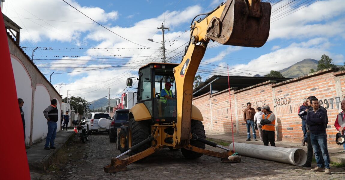 ALCALDÍA DE IBARRA INICIA CON LA CONSTRUCCIÓN DEL ALCANTARILLADO PLUVIAL