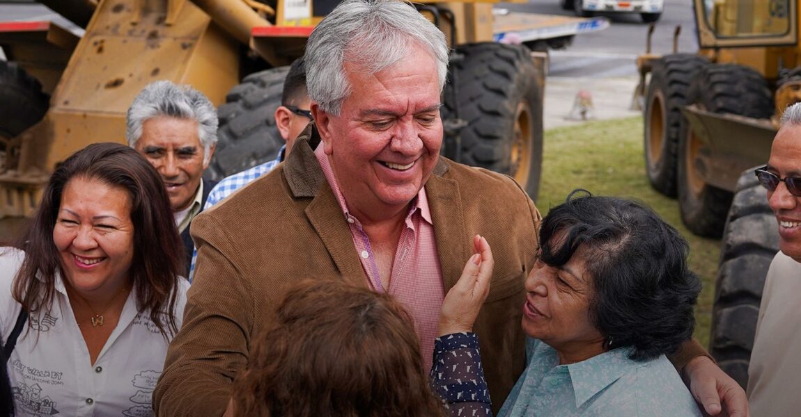 ALCALDÍA DE IBARRA DIO INICIO A OBRAS DE MEJORAMIENTO VIAL EN CARANQUI Y SECTOR DEL ESTADIO OLÍMPICO