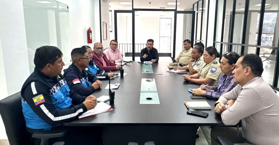 CONSEJO CANTONAL DE SEGURIDAD GARANTIZA UN RETORNO A CLASES SEGURO EN IBARRA